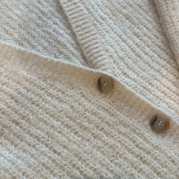 FRAME Lounge Cardigan - Picture 2 of 3